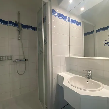 For 5 People With Terrace, Cleaning Included