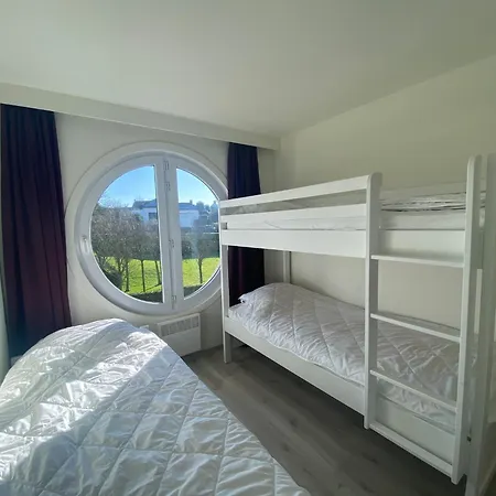 For 5 People With Terrace, Cleaning Included Apartment Nieuwpoort